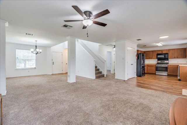 18436 Windtree LN, Elgin, TX 78621