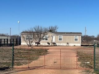 565 County Road 405, Brady, TX 76825