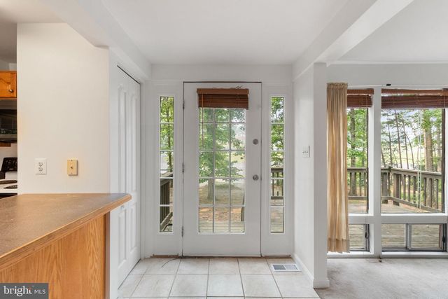 112 LAKEVIEW PARKWAY, Locust Grove, VA 22508