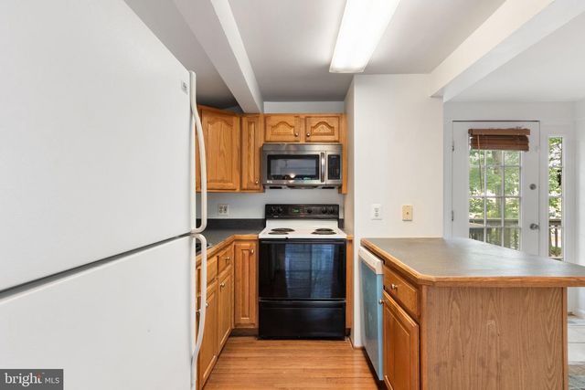 112 LAKEVIEW PARKWAY, Locust Grove, VA 22508