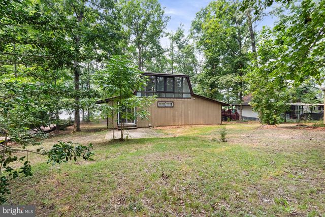 112 LAKEVIEW PARKWAY, Locust Grove, VA 22508