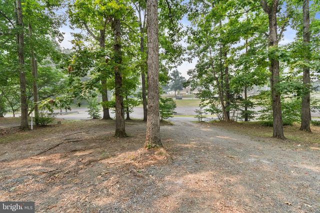 112 LAKEVIEW PARKWAY, Locust Grove, VA 22508