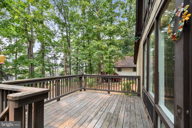 112 LAKEVIEW PARKWAY, Locust Grove, VA 22508
