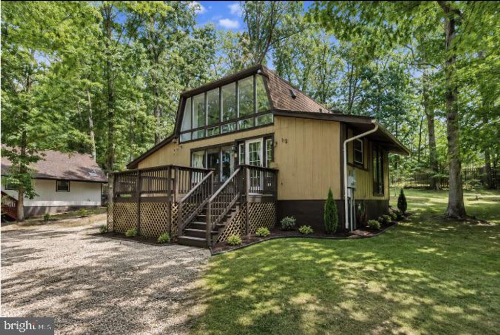 112 LAKEVIEW PARKWAY, Locust Grove, VA 22508