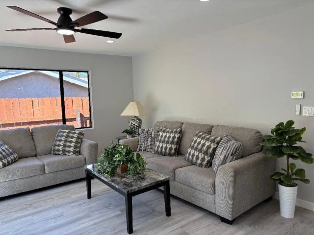 9211 Todos Santos, Santee, CA 92071