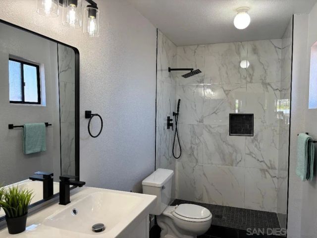 9211 Todos Santos, Santee, CA 92071