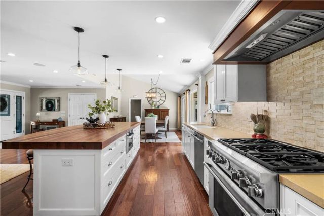 18612 Newton Avenue, North Tustin, CA 92705