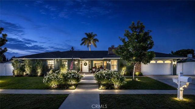 18612 Newton Avenue, North Tustin, CA 92705