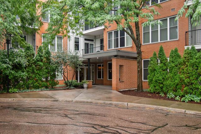 370 Farrell St Apt 114, South Burlington, VT 05403