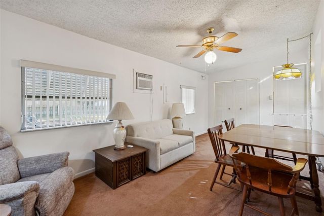 1001 HULL STREET S, Gulfport, FL 33707