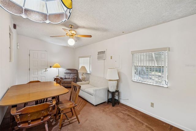 1001 HULL STREET S, Gulfport, FL 33707