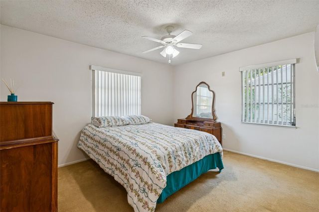 1001 HULL STREET S, Gulfport, FL 33707