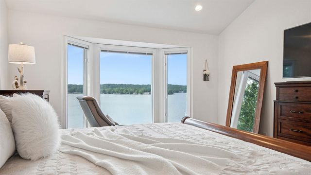 1 Hartura Point, Hot Springs Village, AR 71909