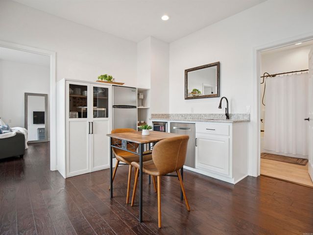 1 Hartura Point, Hot Springs Village, AR 71909