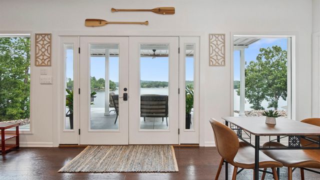 1 Hartura Point, Hot Springs Village, AR 71909