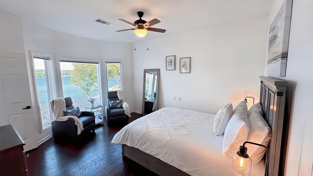 1 Hartura Point, Hot Springs Village, AR 71909