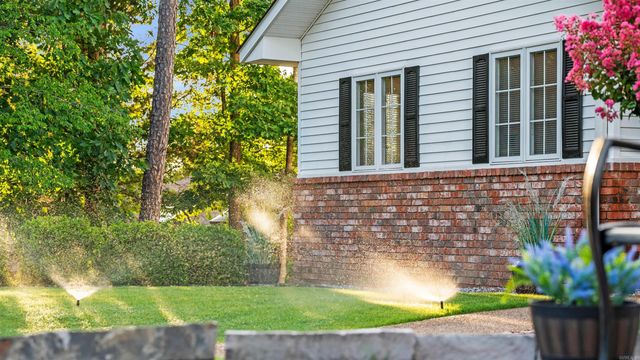 1 Hartura Point, Hot Springs Village, AR 71909