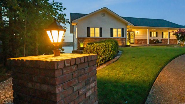 1 Hartura Point, Hot Springs Village, AR 71909