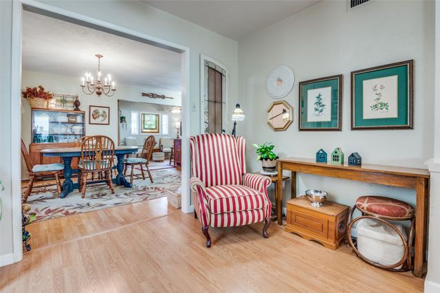 7430 Cloverglen Drive, Dallas, TX 75249