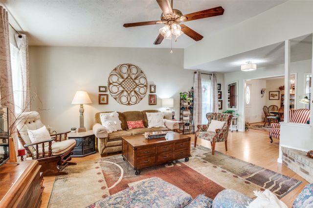 7430 Cloverglen Drive, Dallas, TX 75249