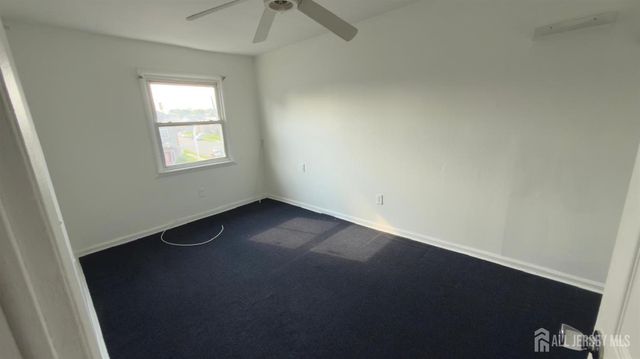 690 W Side Avenue W, Perth Amboy, NJ 08861