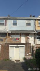 690 W Side Avenue W, Perth Amboy, NJ 08861