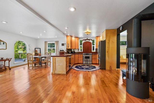 31026 Albion Ridge L Rd, Albion, CA 95410