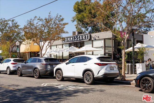1011 W Mountain Street, Glendale, CA 91202