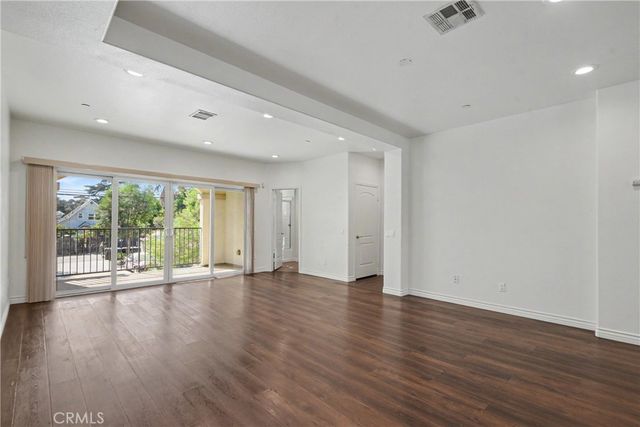 201 N Azusa Avenue 6, Azusa, CA 91702