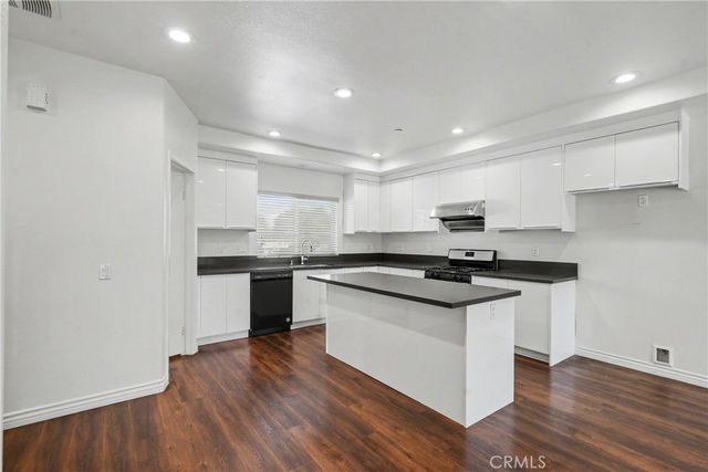 201 N Azusa Avenue 6, Azusa, CA 91702