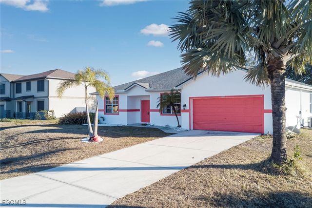 3605 17th ST W, Lehigh Acres, FL 33971