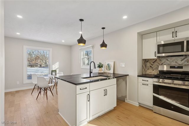 3798 Grosvenor Road, South Euclid, OH 44118