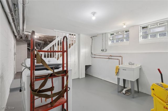 3798 Grosvenor Road, South Euclid, OH 44118