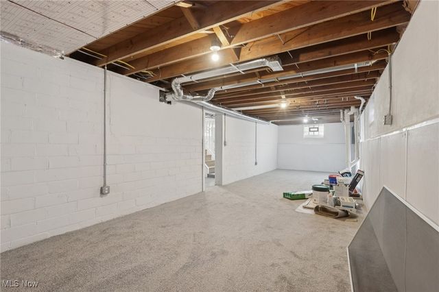 3798 Grosvenor Road, South Euclid, OH 44118