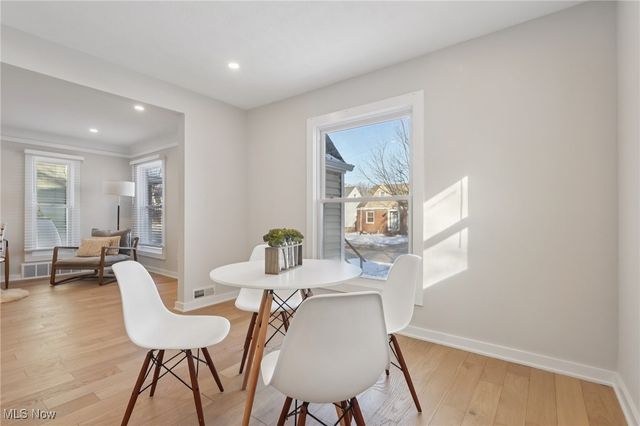 3798 Grosvenor Road, South Euclid, OH 44118