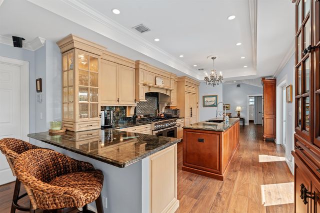 402 Lake Drive, Delray Beach, FL 33444