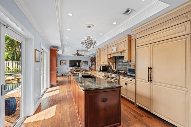 402 Lake Drive, Delray Beach, FL 33444