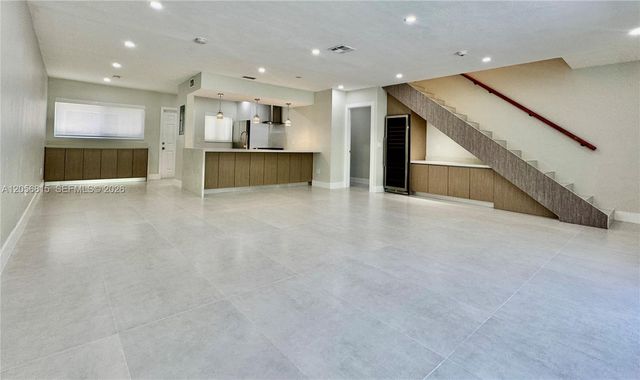 7342 Gary Ave, Miami Beach, FL 33141