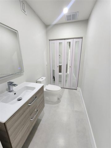 7342 Gary Ave, Miami Beach, FL 33141