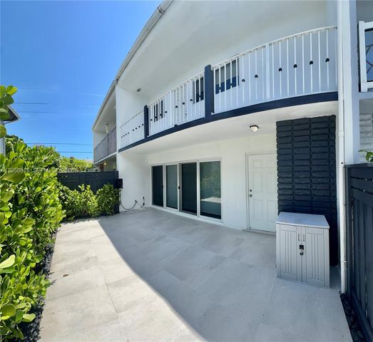 7342 Gary Ave, Miami Beach, FL 33141