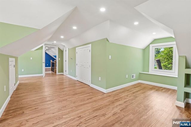 50 Lincoln Place, Waldwick, NJ 07463