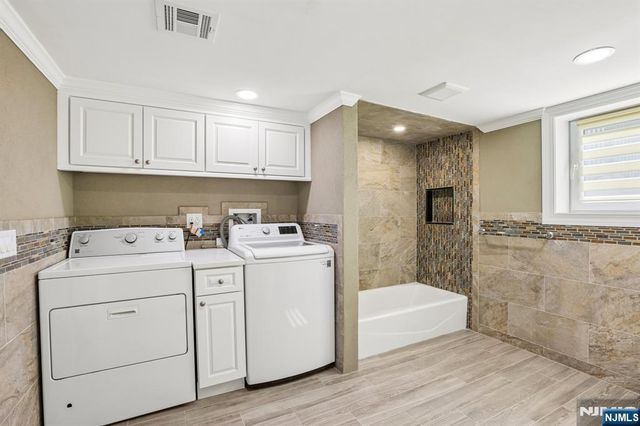 50 Lincoln Place, Waldwick, NJ 07463