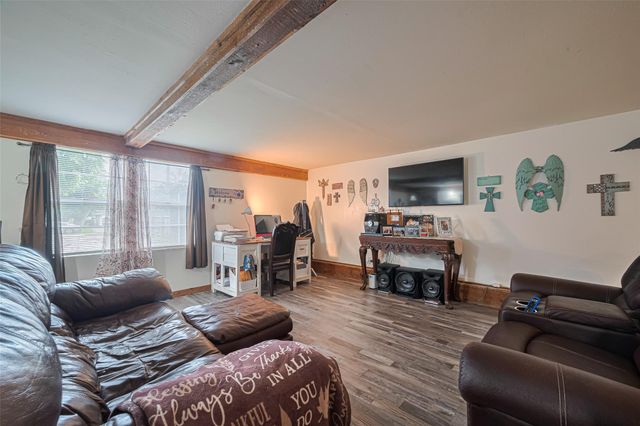 601 N Resident Street, Wharton, TX 77488