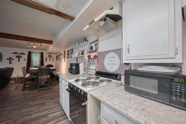 601 N Resident Street, Wharton, TX 77488