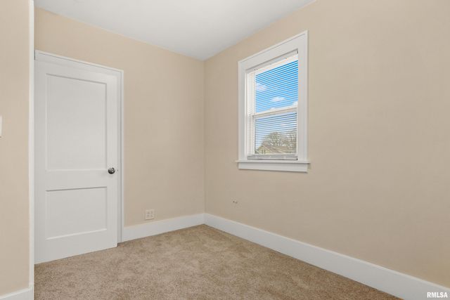 400 E VIRGINIA Avenue, Peoria, IL 61603