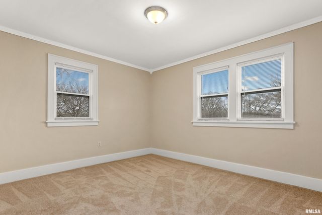 400 E VIRGINIA Avenue, Peoria, IL 61603