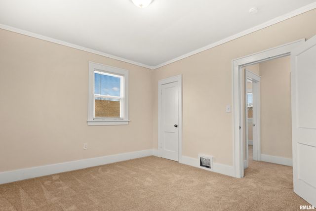 400 E VIRGINIA Avenue, Peoria, IL 61603