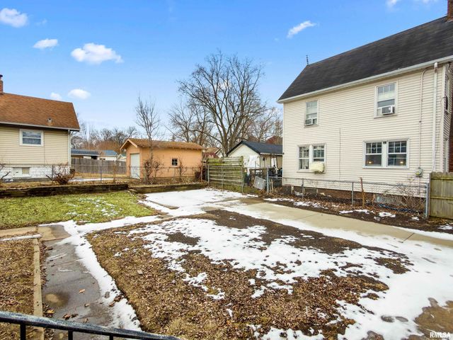 400 E VIRGINIA Avenue, Peoria, IL 61603