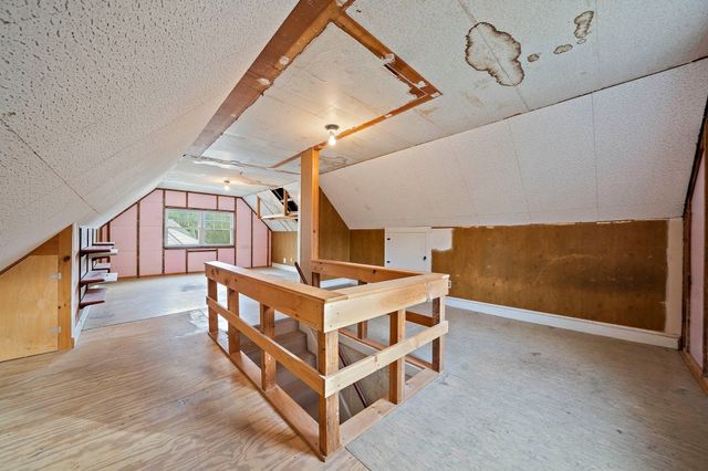 6 Rowe St, Milton, MA 02186