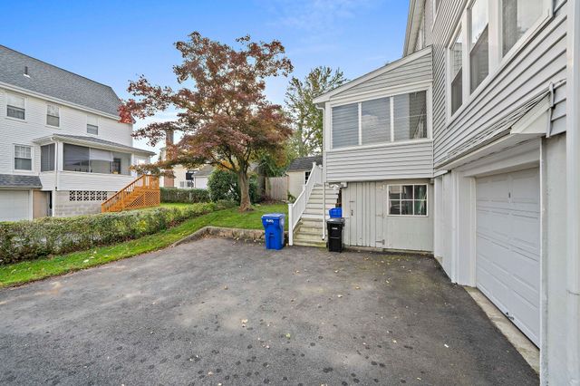 6 Rowe St, Milton, MA 02186